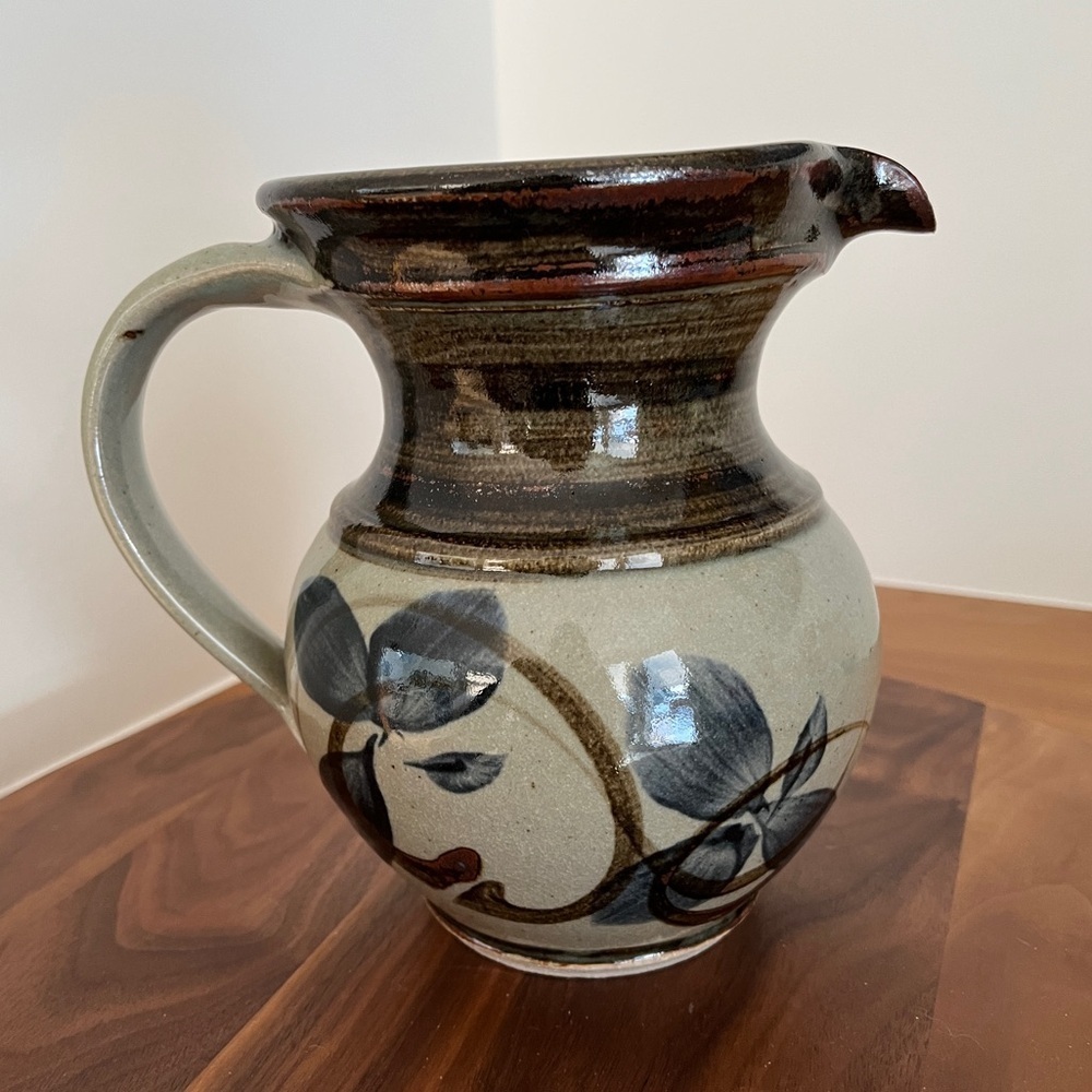 ST. ANDREWS POTTERY Litre Round Jug Hand Made Pitcher With Handle Celadon Glaze